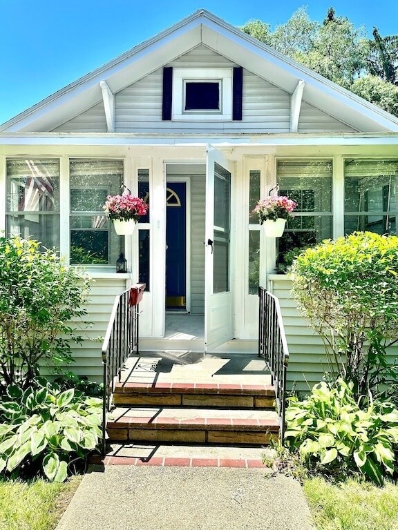 Front of house with enclosed porch - 59 Monroe St