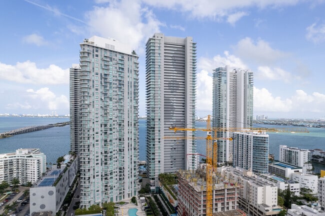 Building Photo - GranParaiso