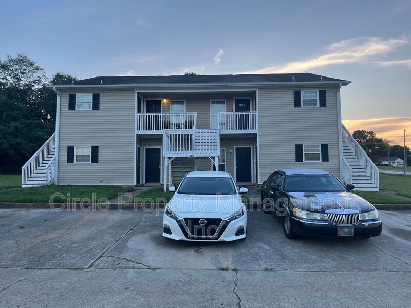 Primary Photo - 126 Claybill Dr