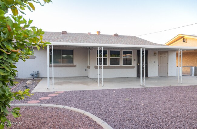 Building Photo - 11208 N 105th Ave