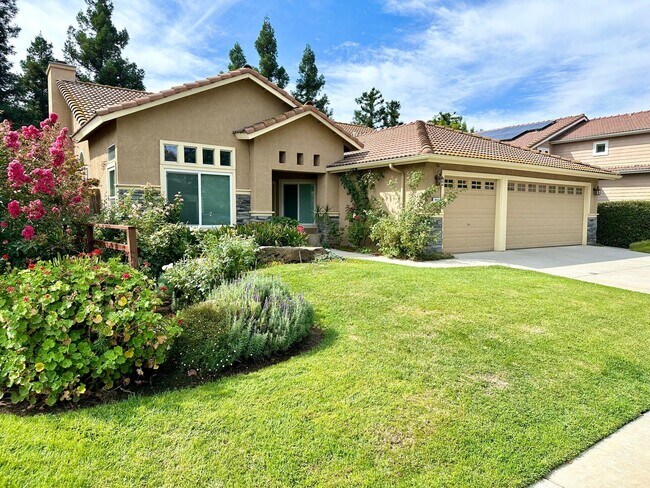 Building Photo - 4 br, 2 bath House - 2209 E Cole Ave