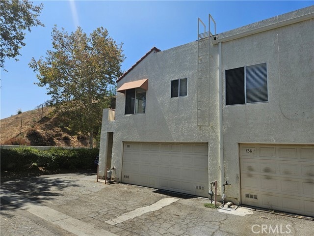 Building Photo - 12411 Osborne St