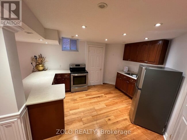 Building Photo - 6505 Warbler Ln