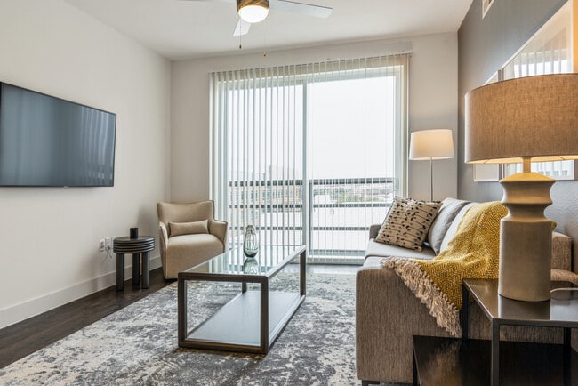 Foto del edificio - 4200 Horizon N Pkwy