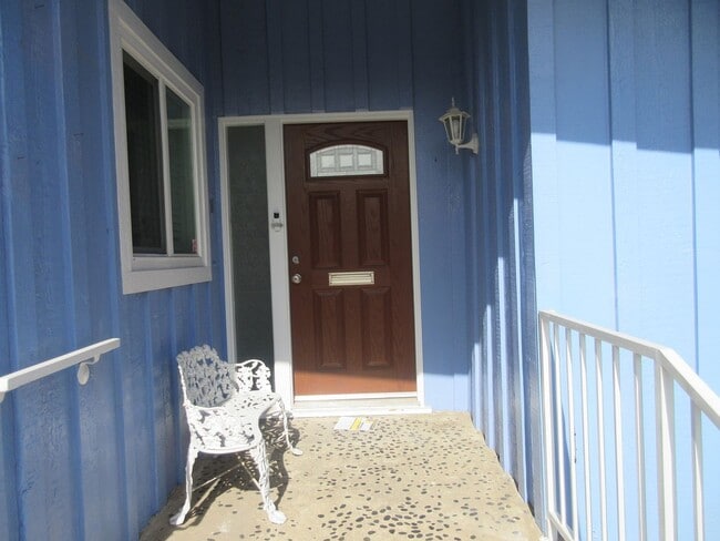 Building Photo - 13235 Cumpston St