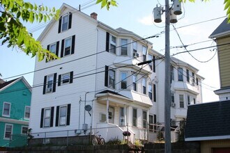 Building Photo - 183 Lindsey St