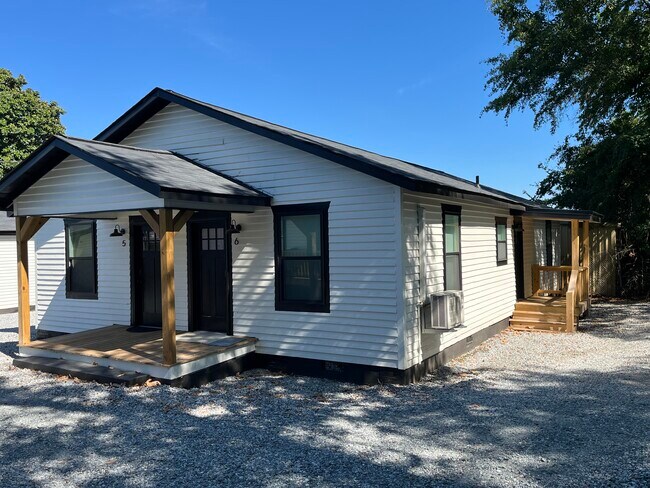 Foto del edificio - 331 N Wayne St