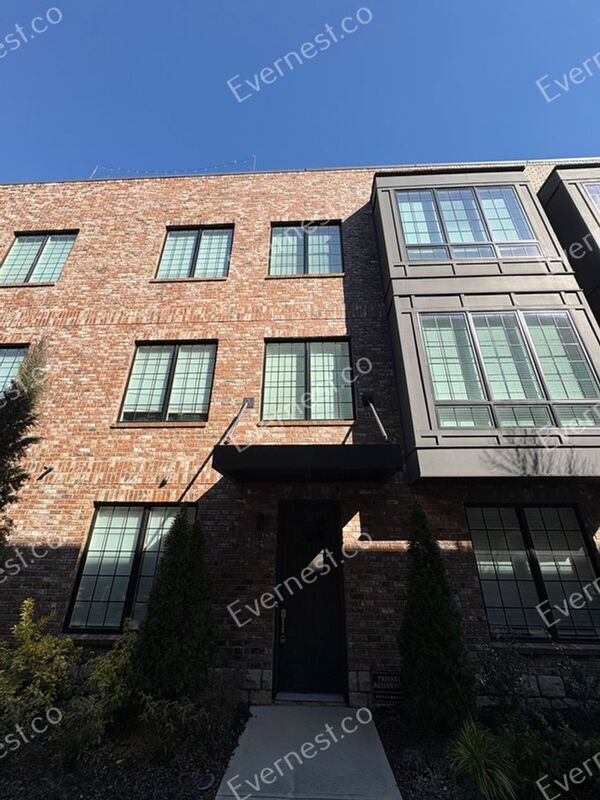 Foto principal - 267 Castleberry Station Dr SW