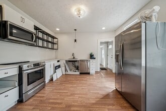 Building Photo - 2819 Spring Garden Ave