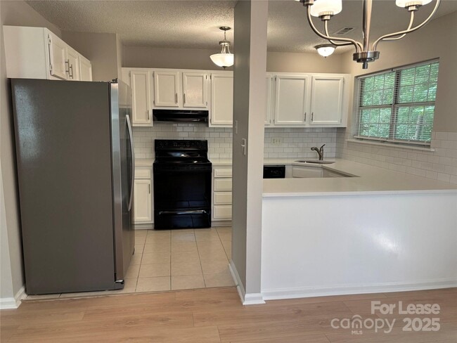 Building Photo - 3710 Burntwood Ct