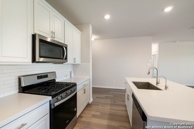 Foto del edificio - 3821 Glenloch Wy