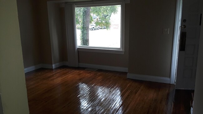 LIving Room - 4848 Brenda Dr