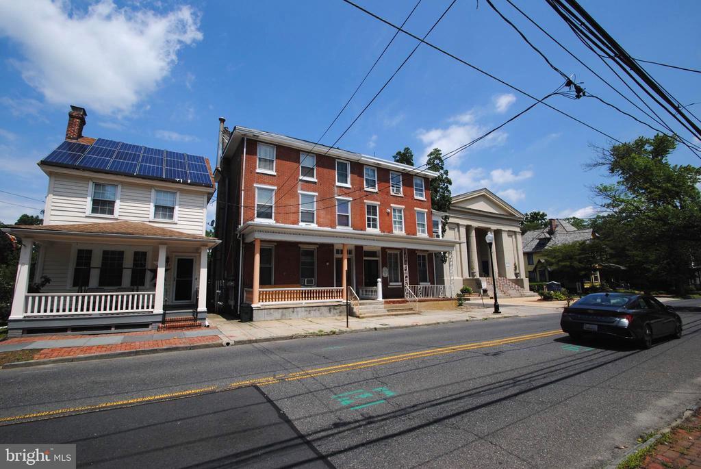 Primary Photo - 29 Garden St