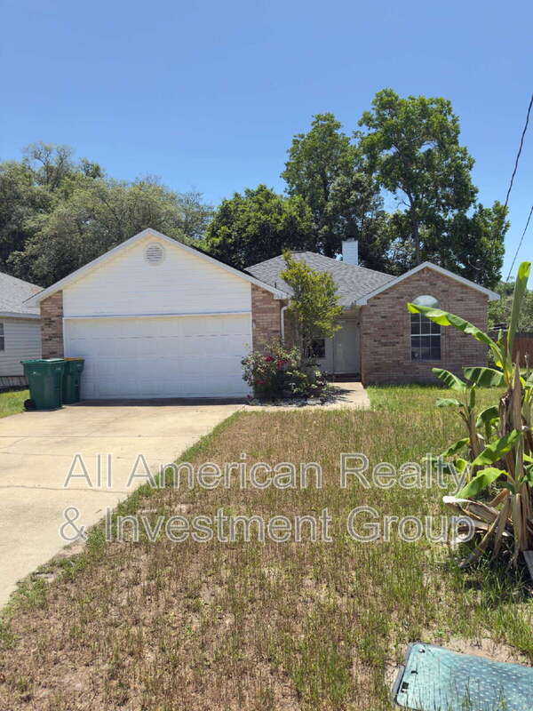 Primary Photo - 968 Southern Oaks Ct