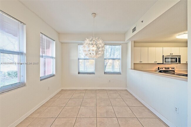Foto del edificio - 10901 NW 83rd St