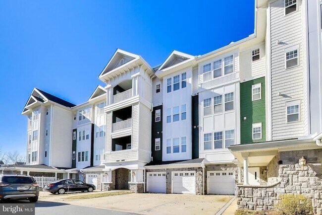 Photo - 13901 Belle Chasse Blvd Apartment