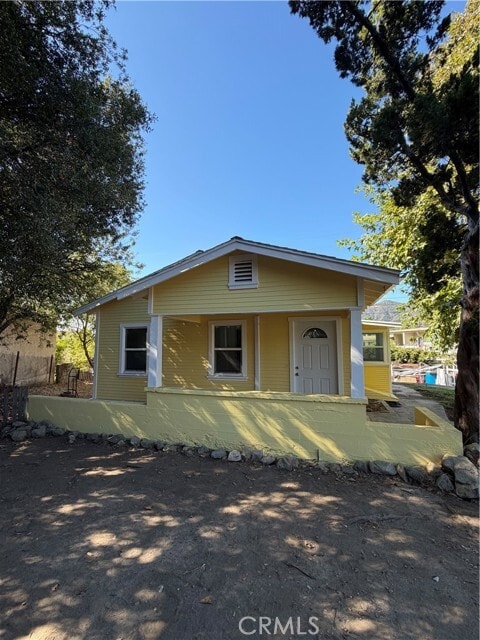 Building Photo - 2704 Mayfield Ave