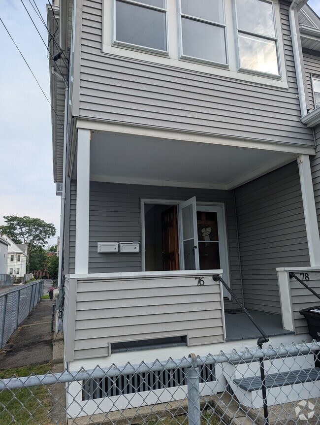 Building Photo - 76 Cameron Ave