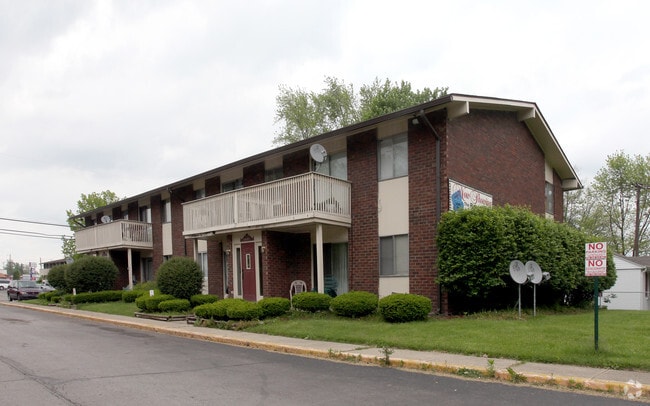 Building Photo - Cedars Apartments