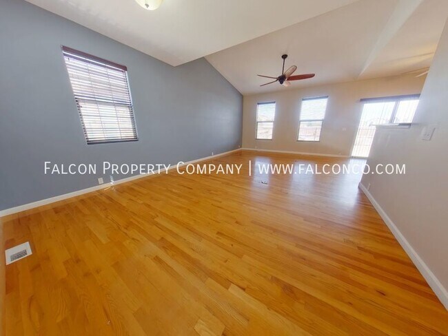 Foto del edificio - Beautiful Home in Falcon North! - Availabl...