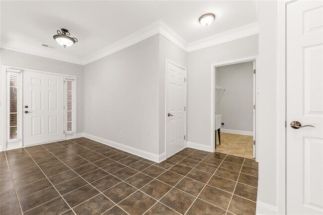 Building Photo - 3329 Rosecliff Trace NE