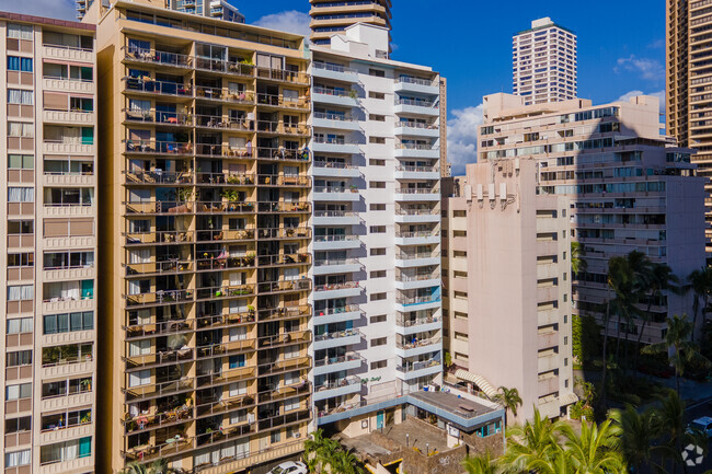 Foto del edificio - Big Surf Apartments