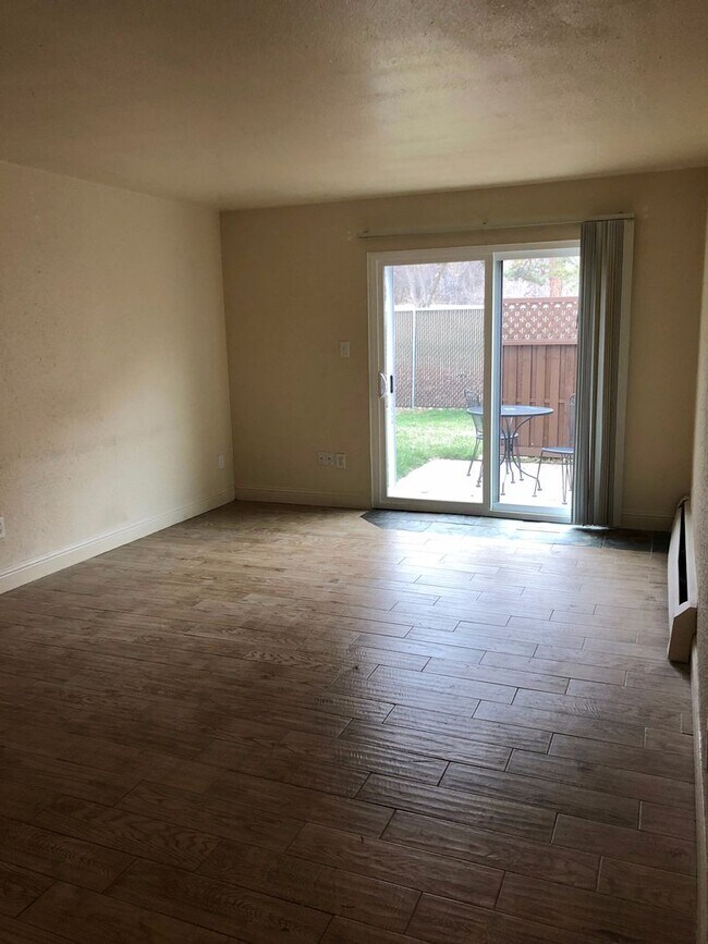 Foto del interior - Angel's Fortress Apartments