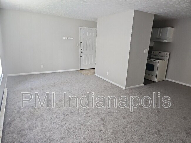 Foto del edificio - 6220 E 11th St