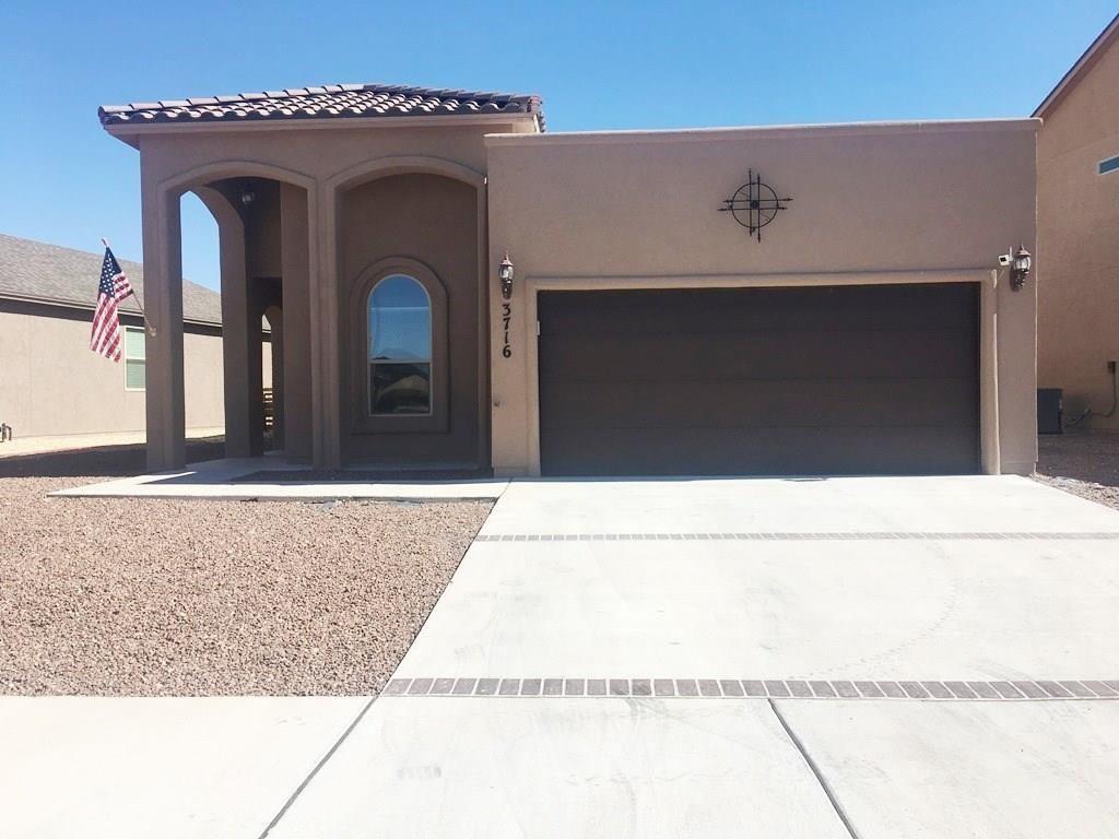 Primary Photo - 3716 Loma Cortez Dr
