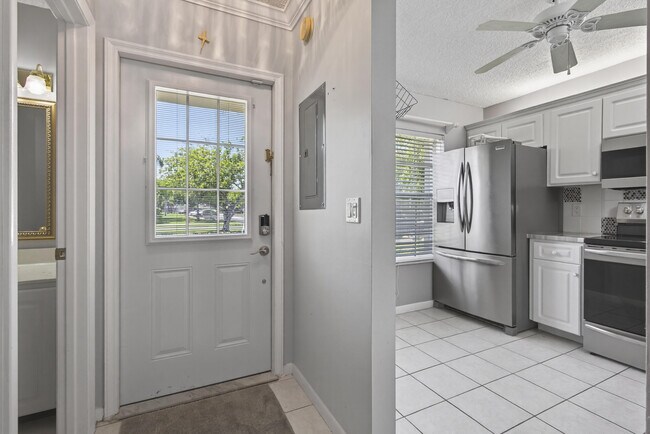 Foto del edificio - 3708 Savoy Ln