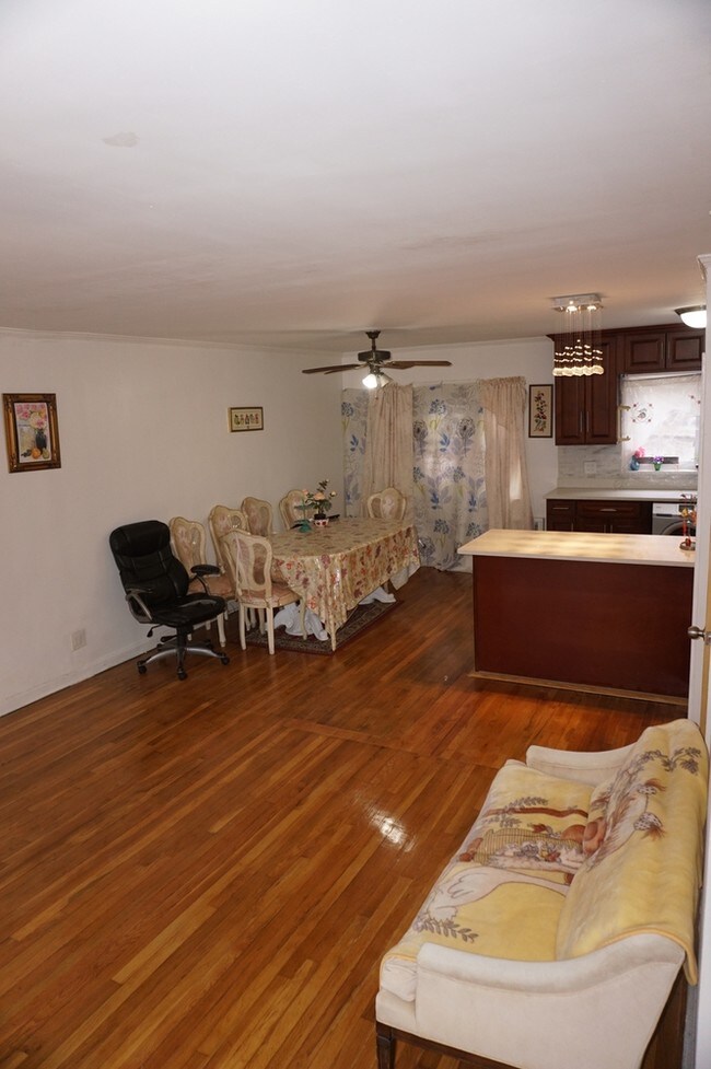 Foto del edificio - 315 101st St