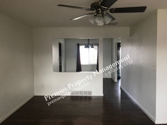 Building Photo - 3090 Walnut Place