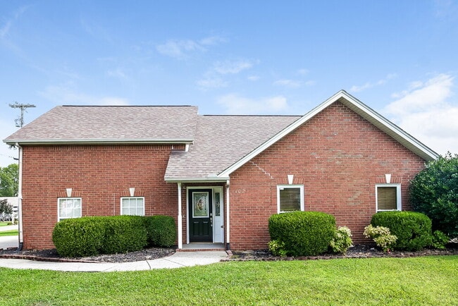 Building Photo - 4021 Wisdom Way