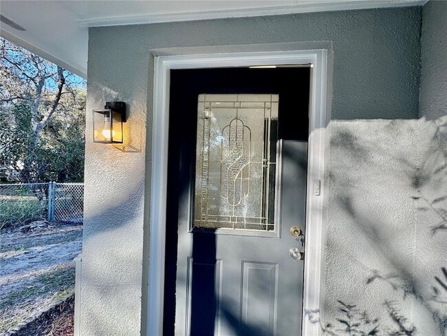 Building Photo - 2559 W Lake Dr