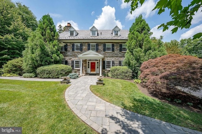 Photo - 101 E Brookhaven Rd House