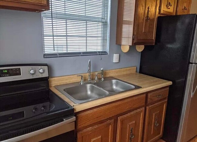 Foto del edificio - 918 Camden Ave
