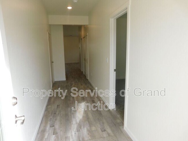 Foto del edificio - 2364 Canyon Ct