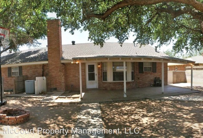 Building Photo - 3214 W Golf Course Rd