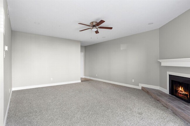 Foto del edificio - 9707 Richmond Ave.