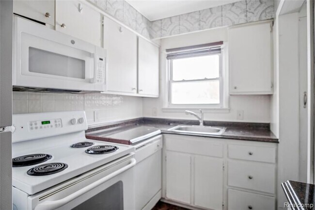 Foto del edificio - 14000 Nadine St