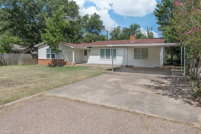 Building Photo - 5 br, 3 bath House - 404 Day Ave