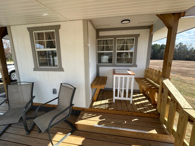 Foto del edificio - 373 T Johnson Rd