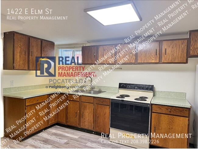 Foto del edificio - 1422 E Elm St