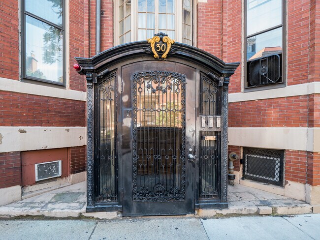 Foto del edificio - 30 Gloucester St