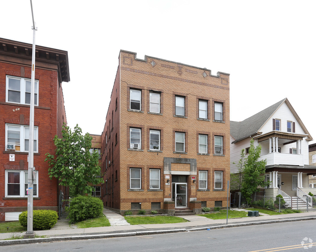 Building Photo - 1041-1043 Capitol Ave