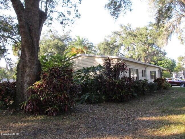 Foto del edificio - 331 Holiday Park Blvd NE