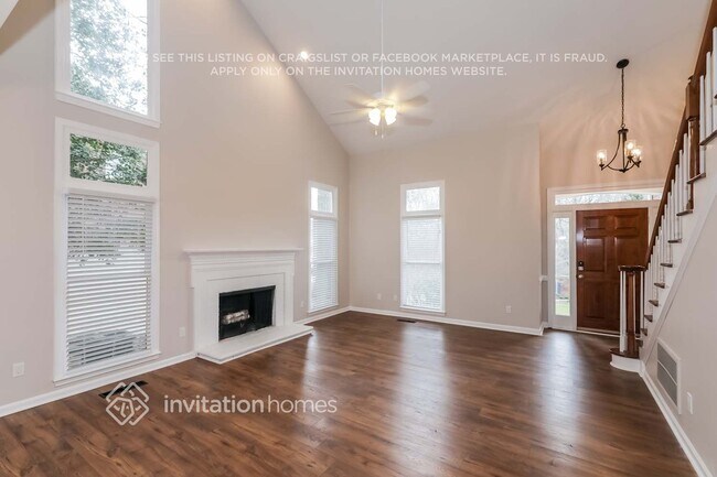 Foto del edificio - 8701 Taybrook Dr