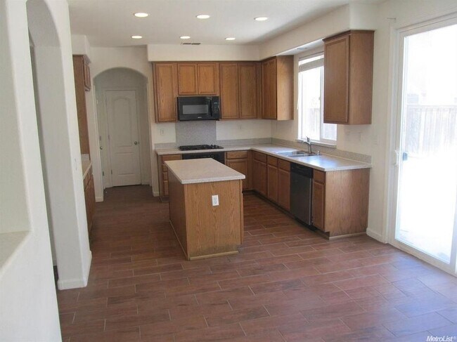 Foto del edificio - 233 American Farms Ave