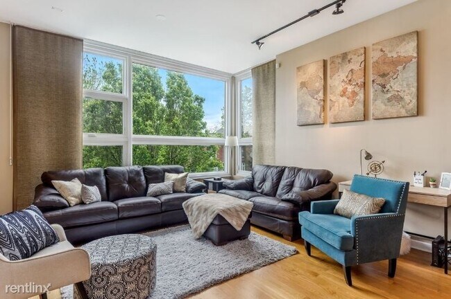 Foto del edificio - 2414 W Grenshaw St