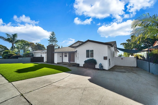 Building Photo - 5144 W 141st St